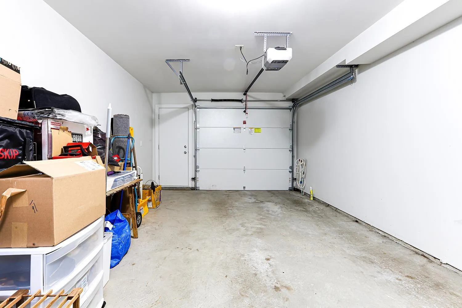 7 8699 158 STREET