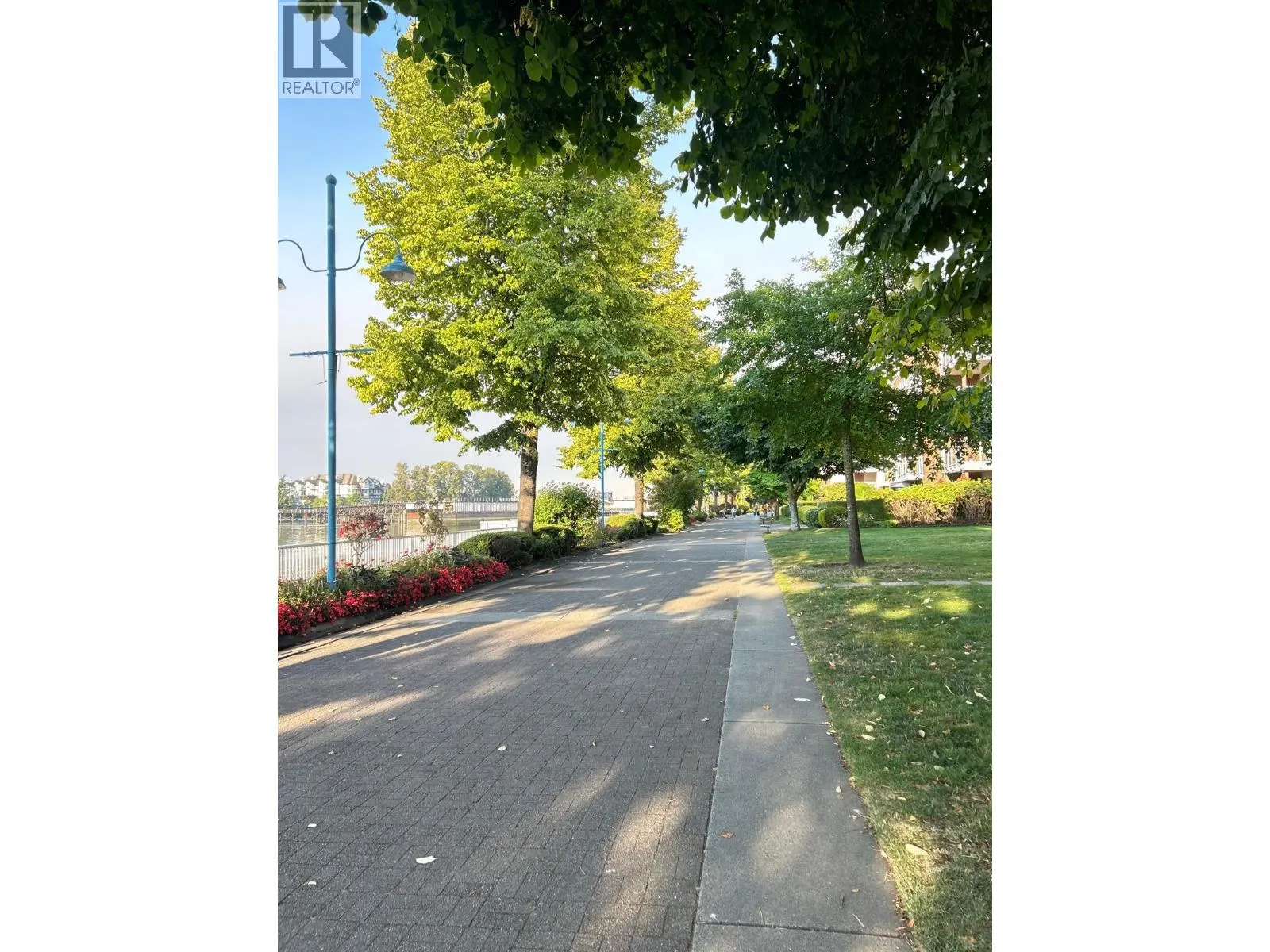 405 1185 QUAYSIDE DRIVE