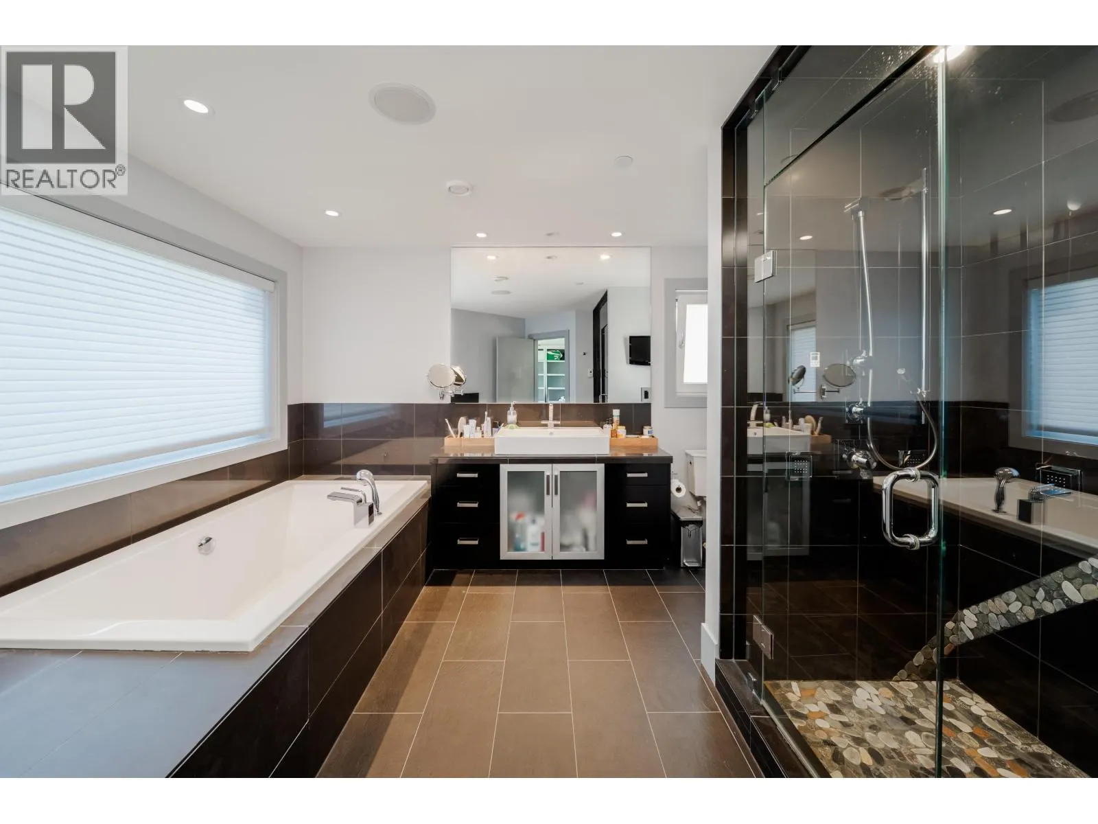 4371 PUGET DRIVE