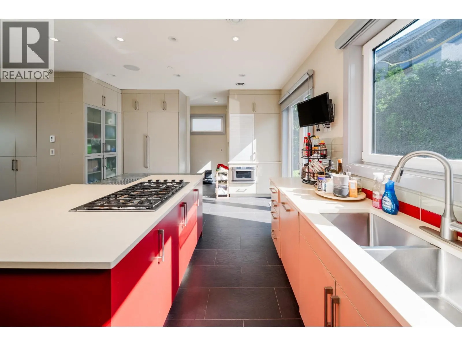 4371 PUGET DRIVE