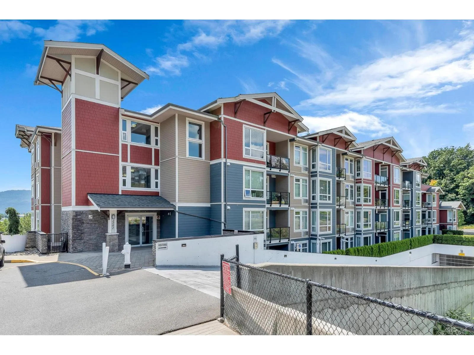 406 2242 WHATCOM ROAD