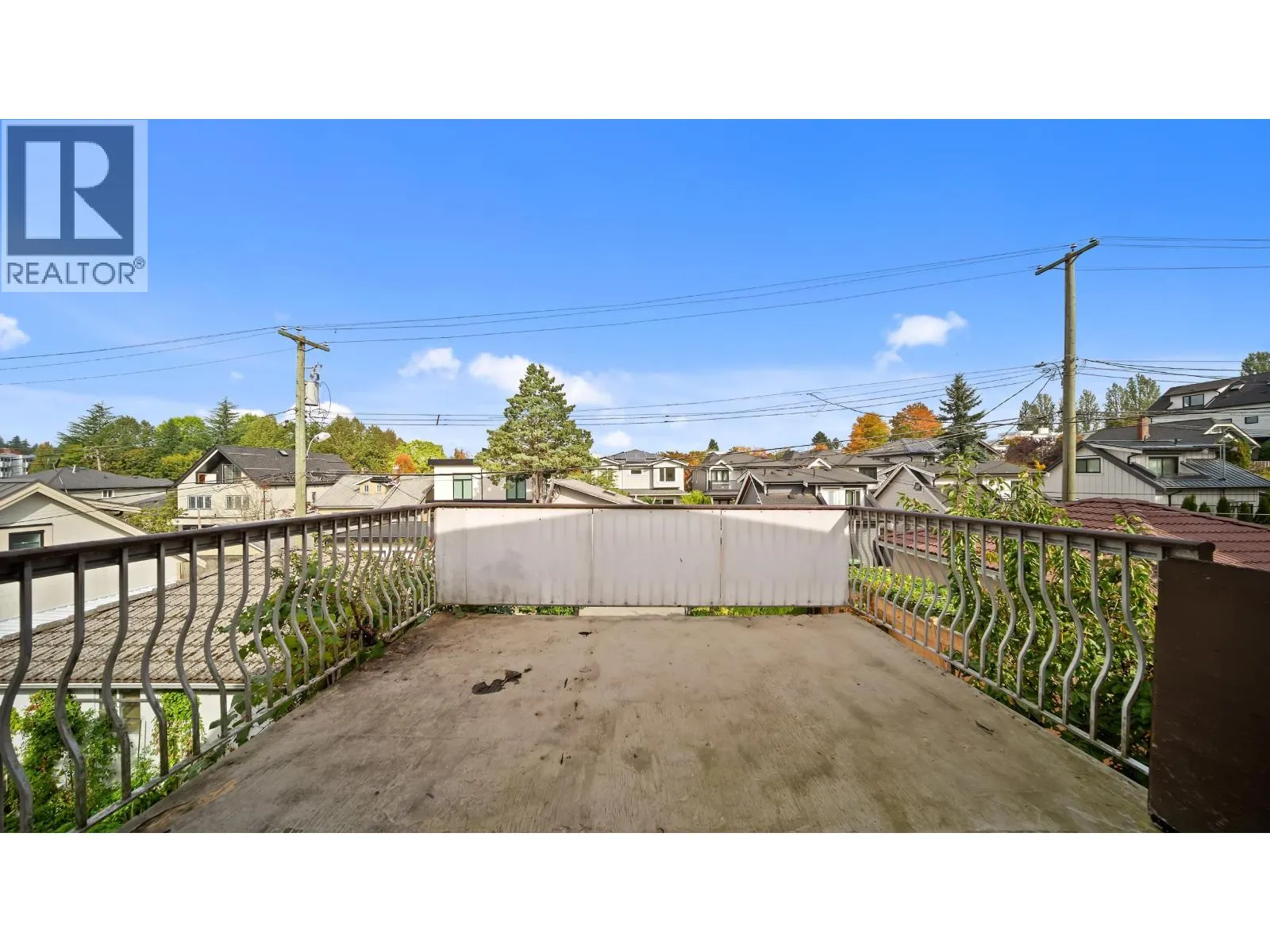 271 E 38TH AVENUE