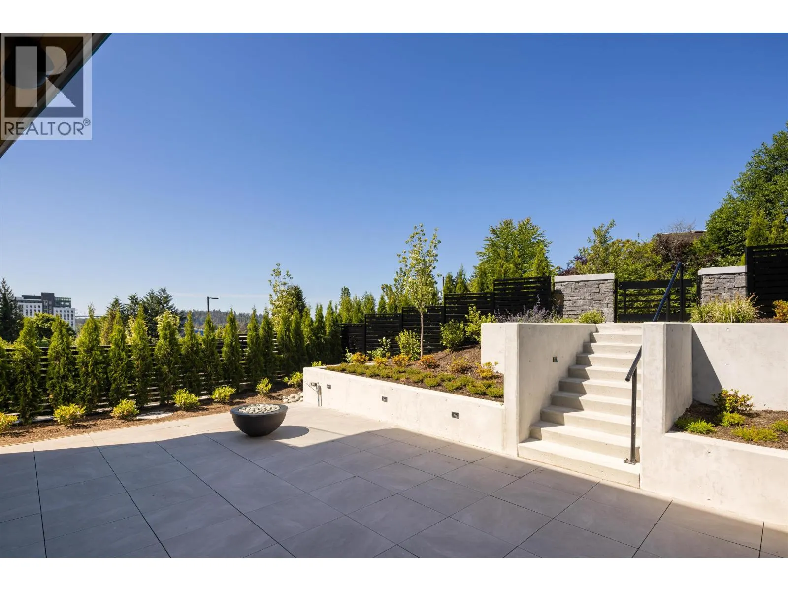 592 ARTHUR ERICKSON PLACE