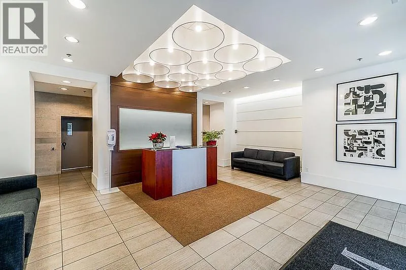 2605 3008 GLEN DRIVE