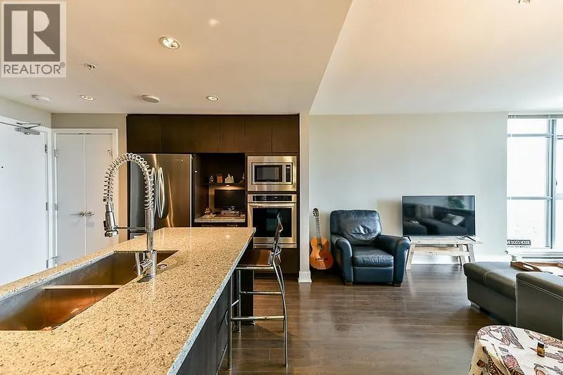 2605 3008 GLEN DRIVE