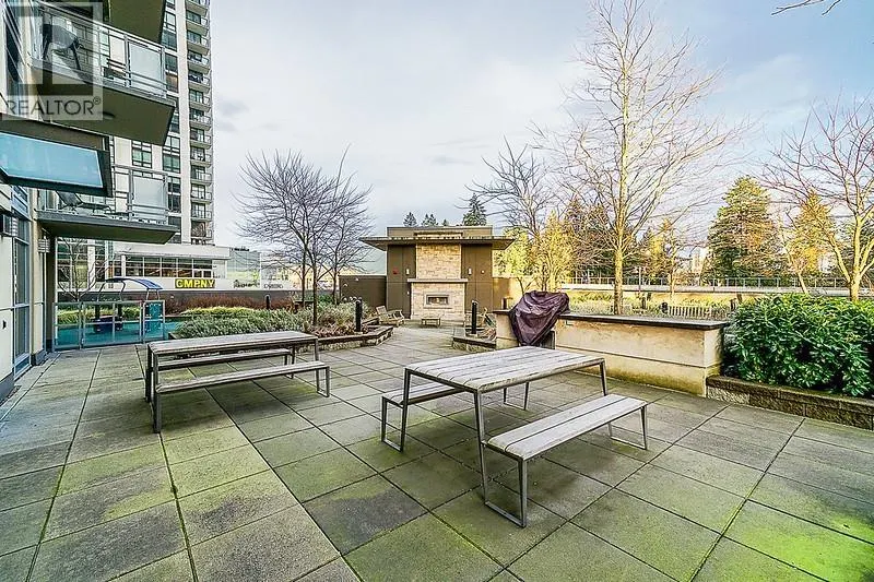 2605 3008 GLEN DRIVE