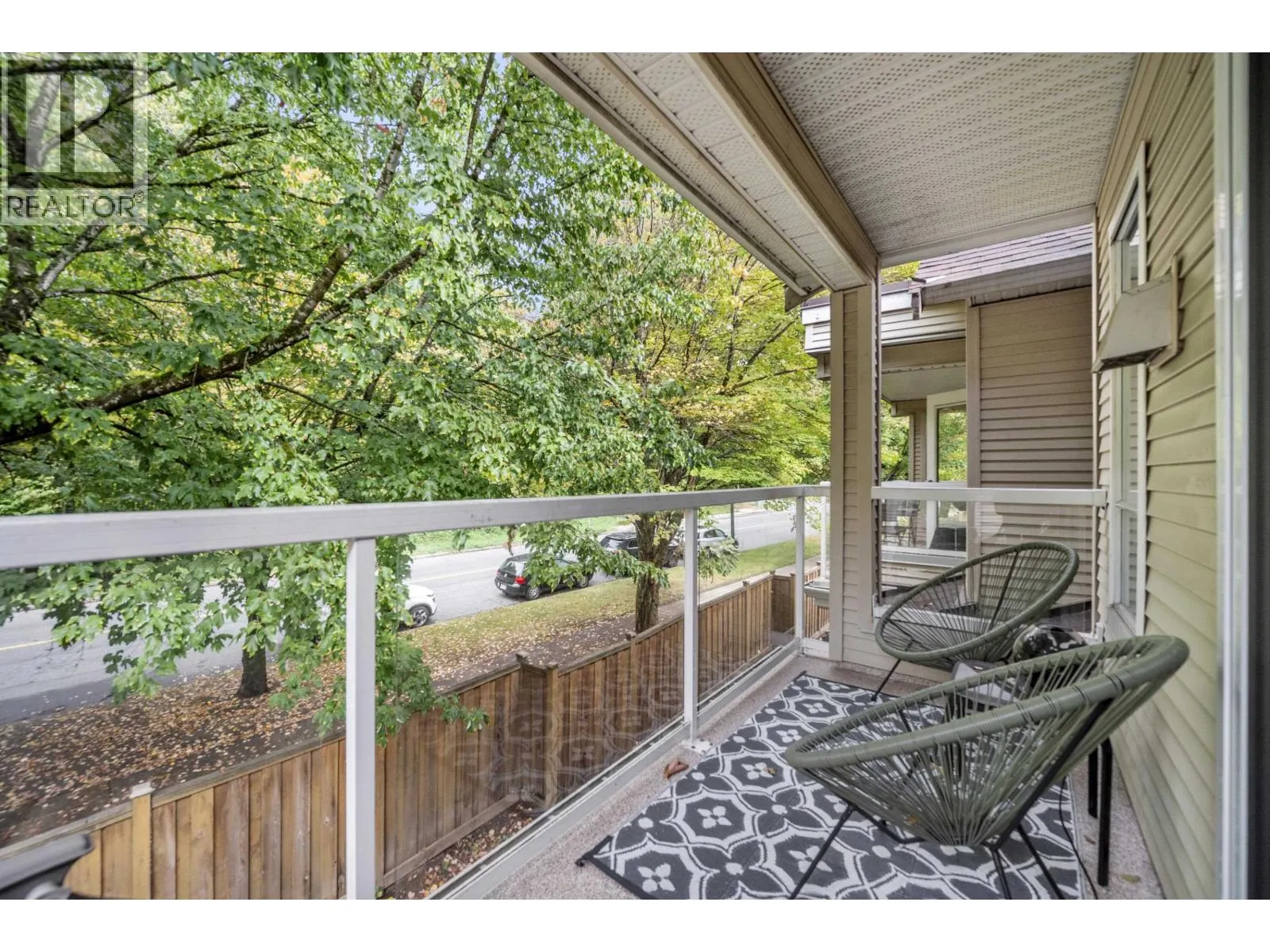 306 3400 SE MARINE DRIVE