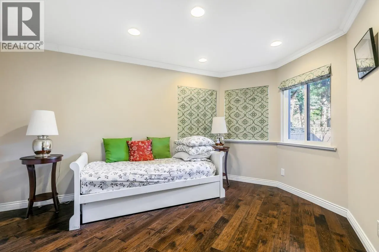 53xx SPERLING AVENUE