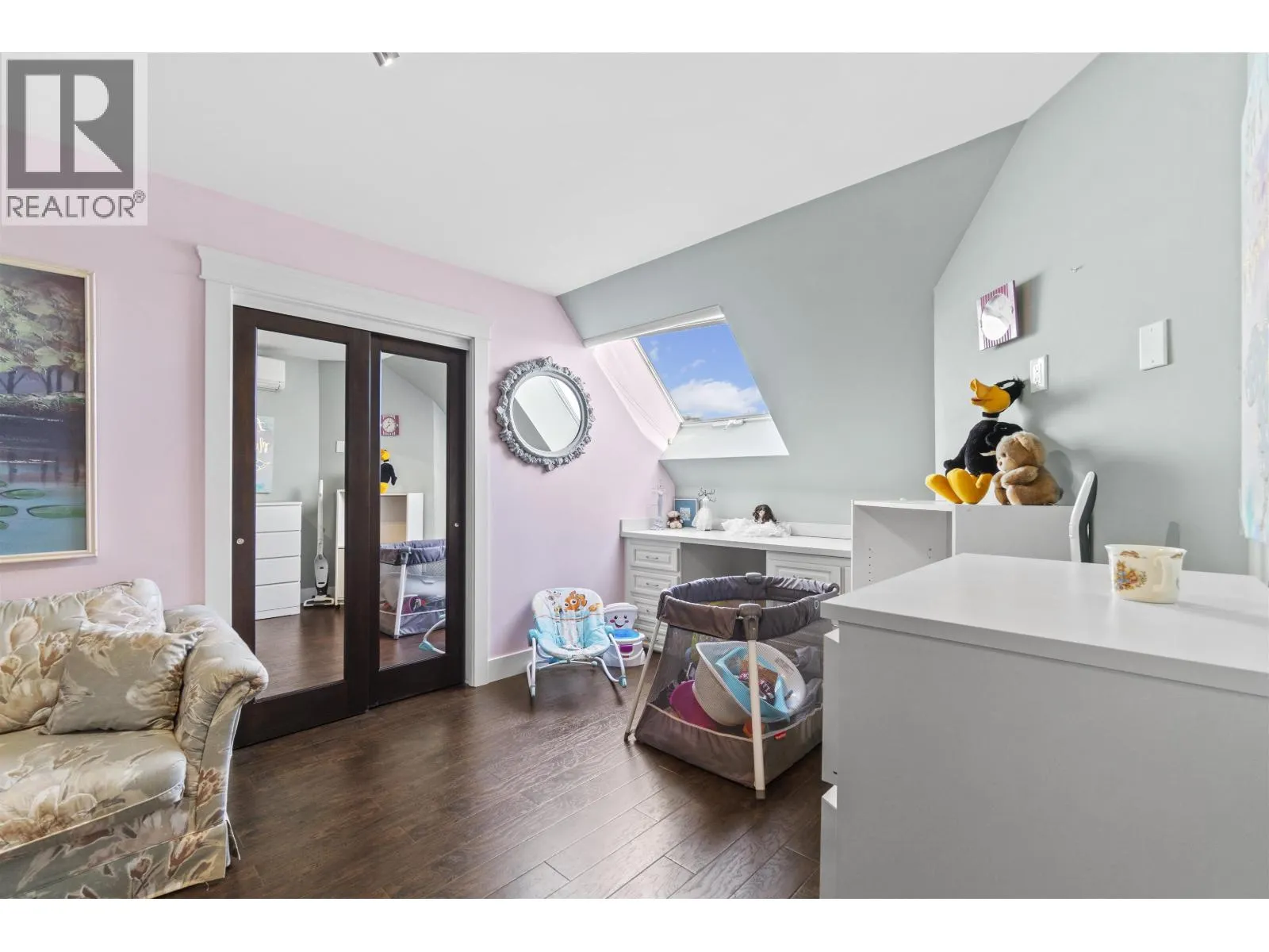 1901 1250 QUAYSIDE DRIVE