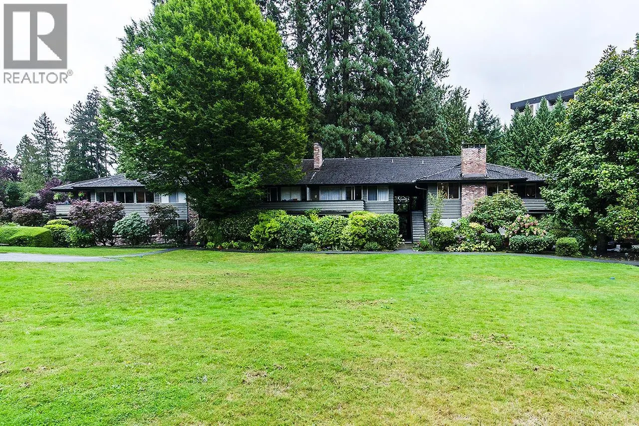 211 235 KEITH ROAD
