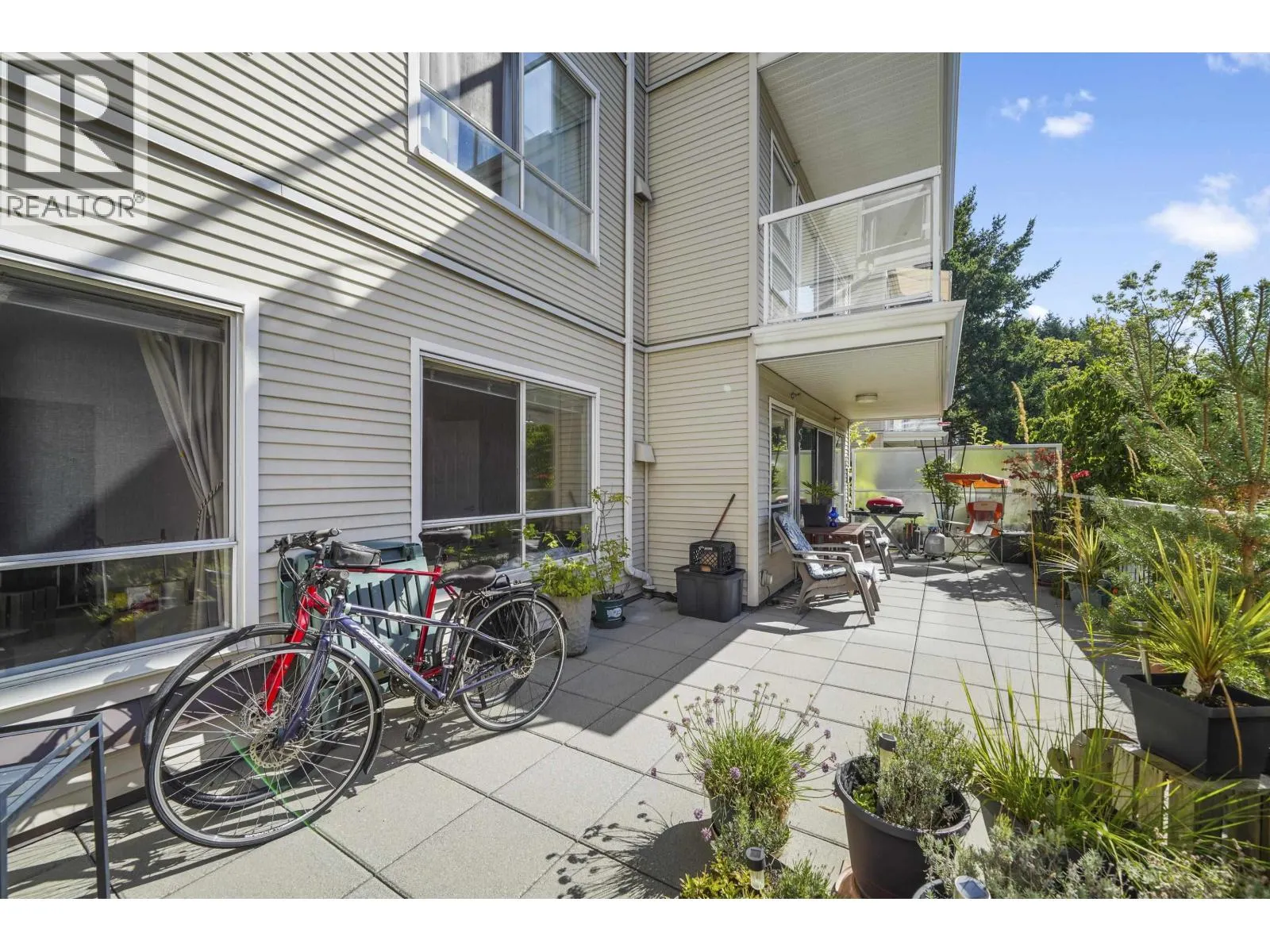 114 3400 SE MARINE DRIVE