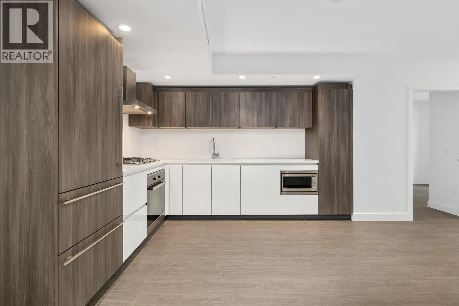 854 6328 W NO.3 ROAD