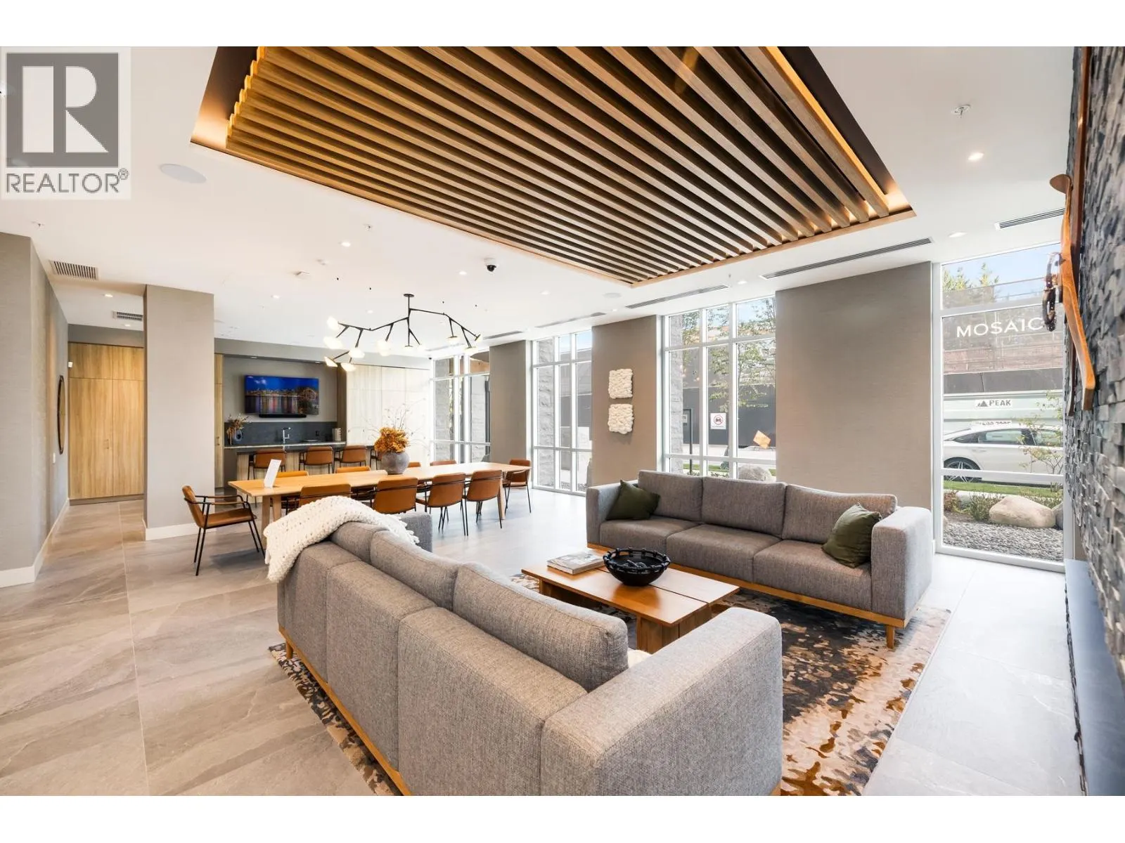 202-2325 EMERY COURT