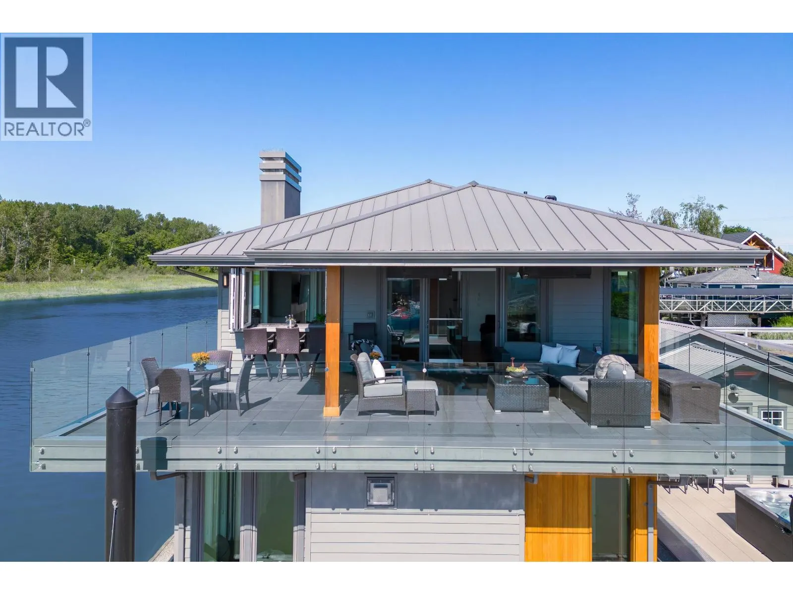 4379 W RIVER ROAD