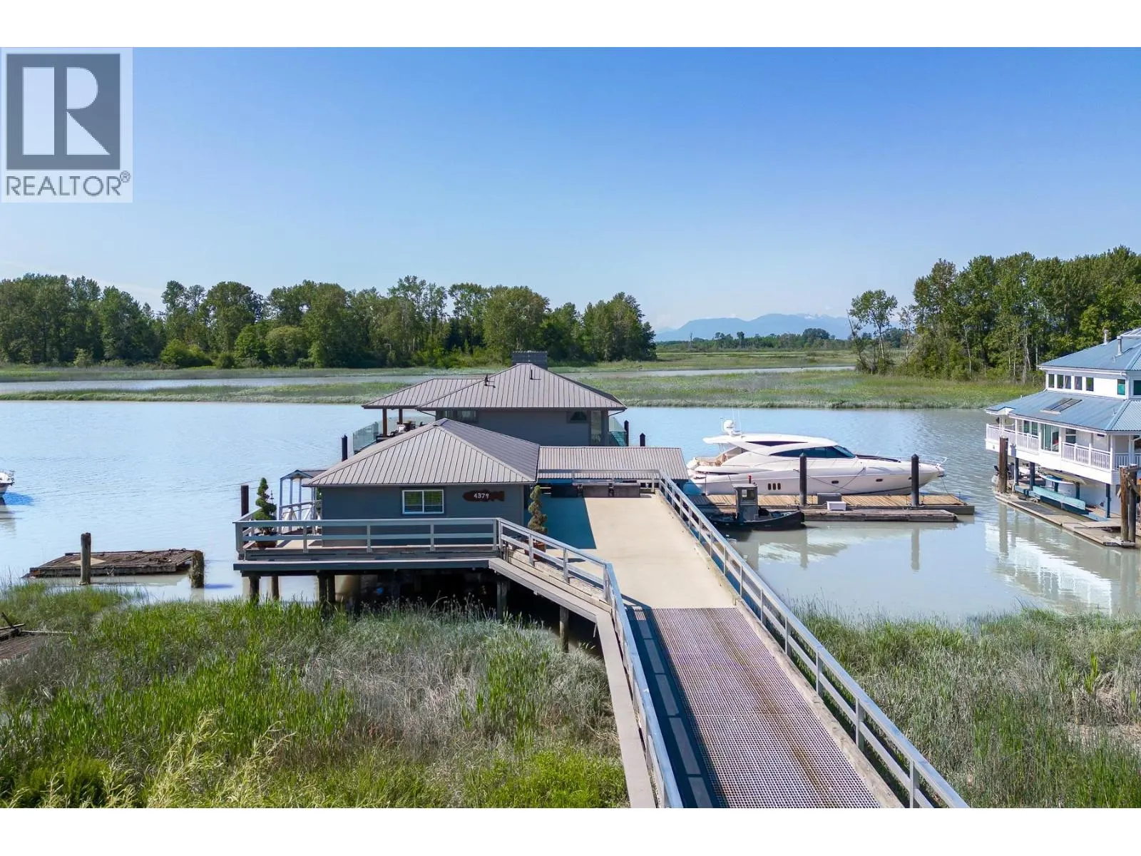 4379 W RIVER ROAD
