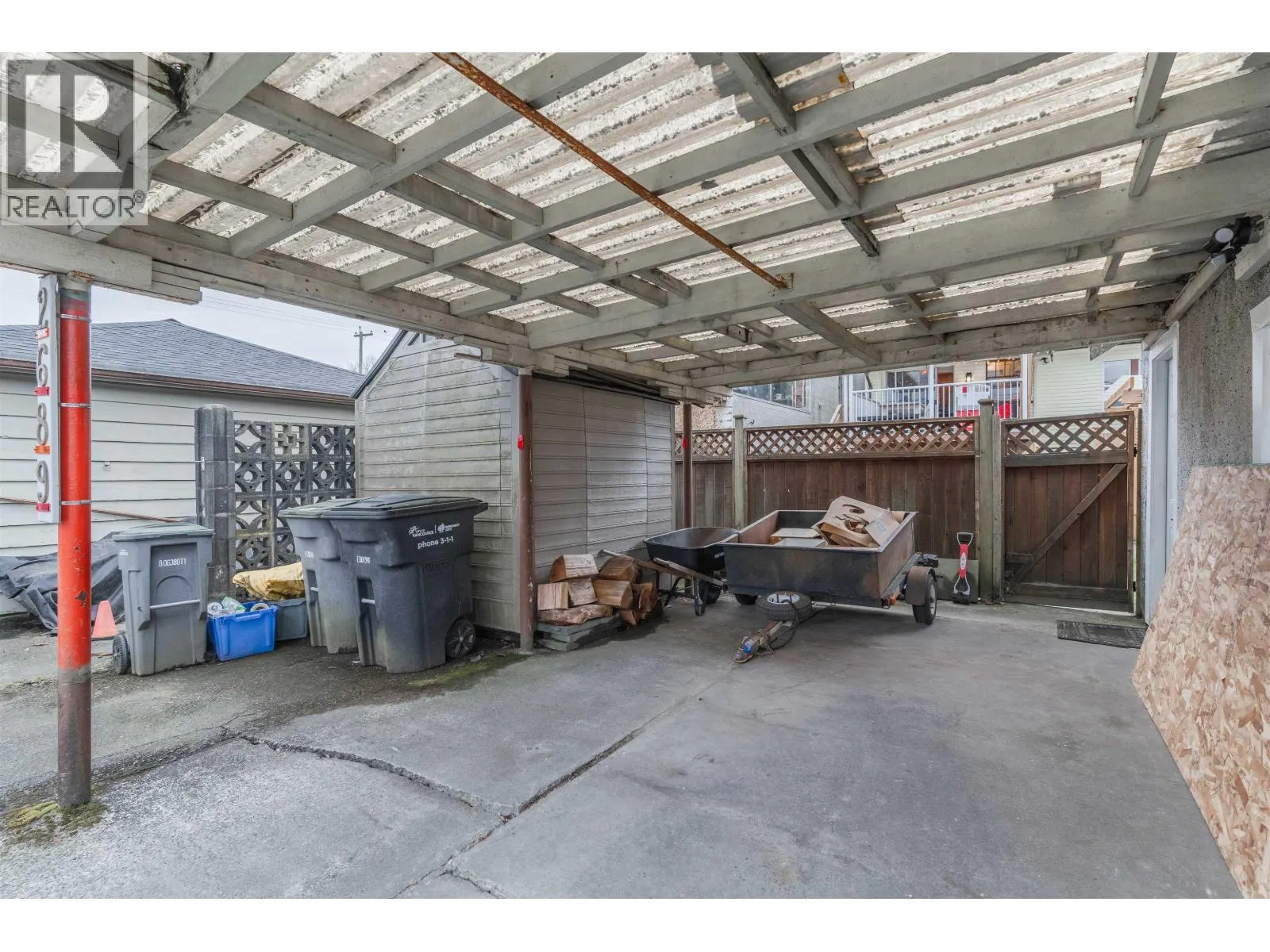 2689 MCGILL STREET