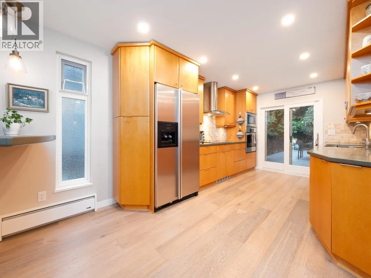 2727 PANORAMA DRIVE