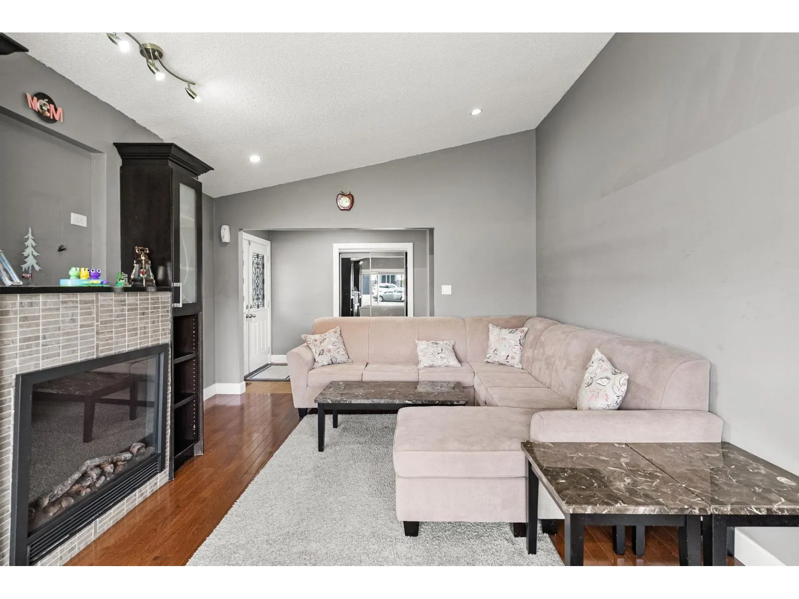 15042 85A AVENUE