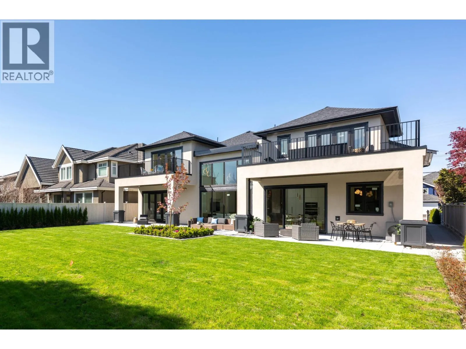6120 MAPLE ROAD