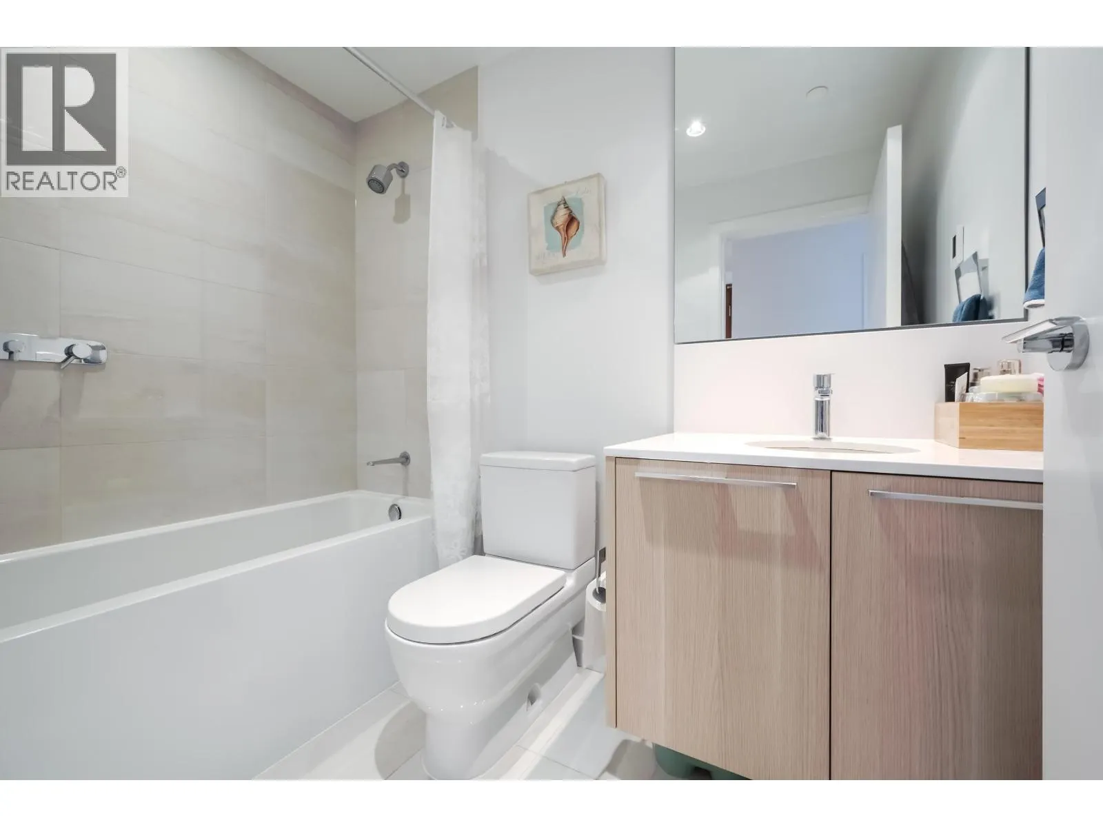 606 6622 PEARSON WAY