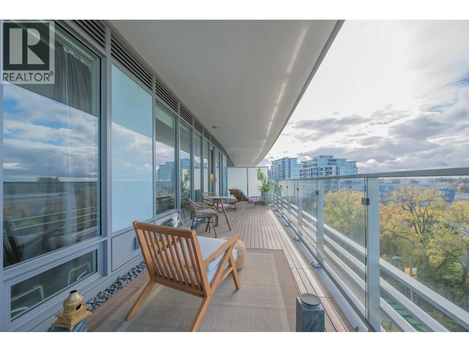 606 6622 PEARSON WAY
