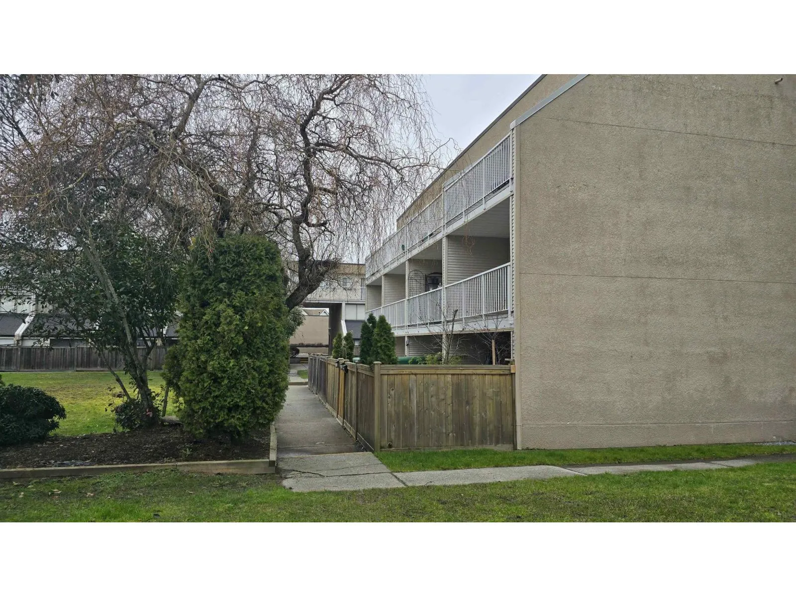 73 17712 60 AVENUE