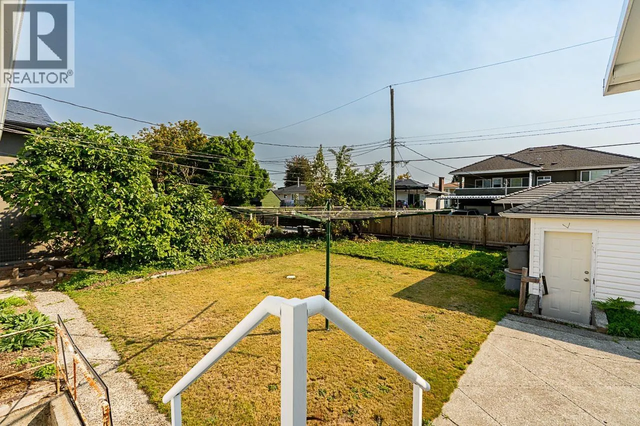 6546 DUNNEDIN STREET