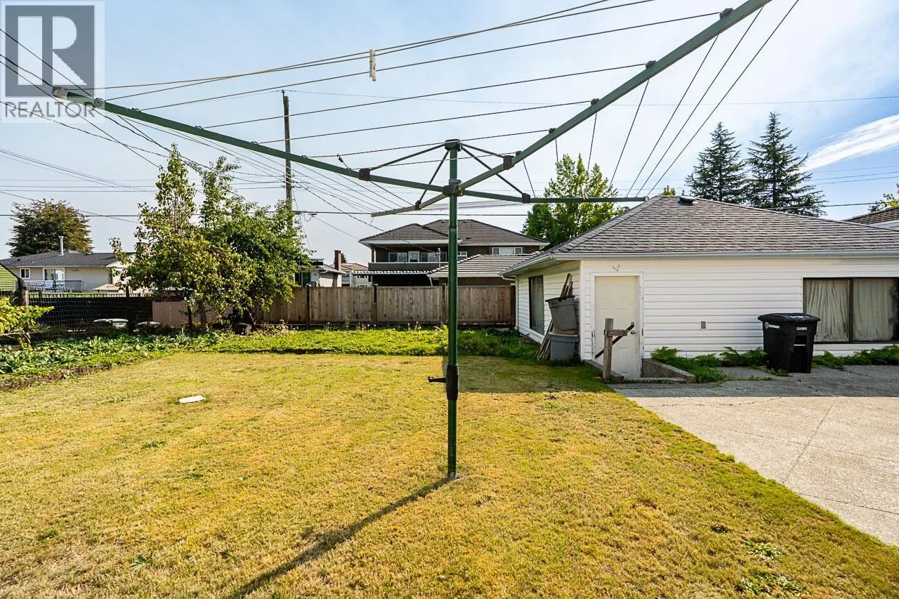 6546 DUNNEDIN STREET