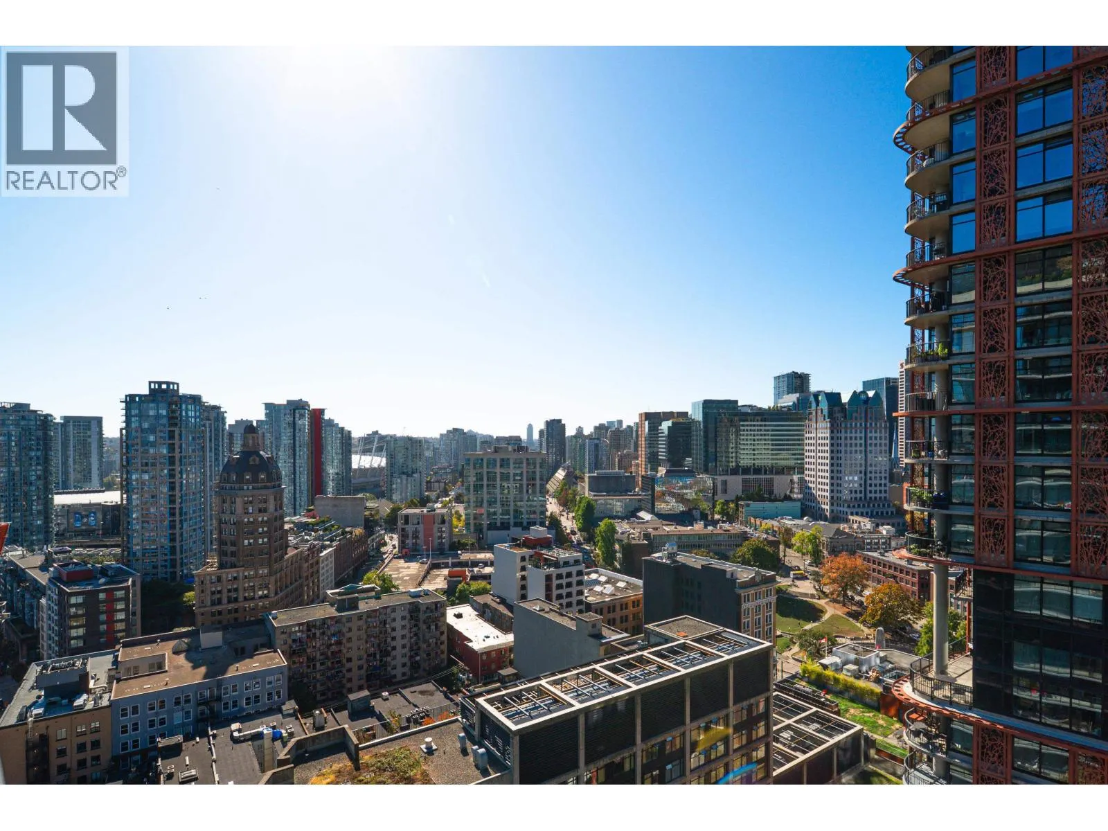 2508 108 W CORDOVA STREET
