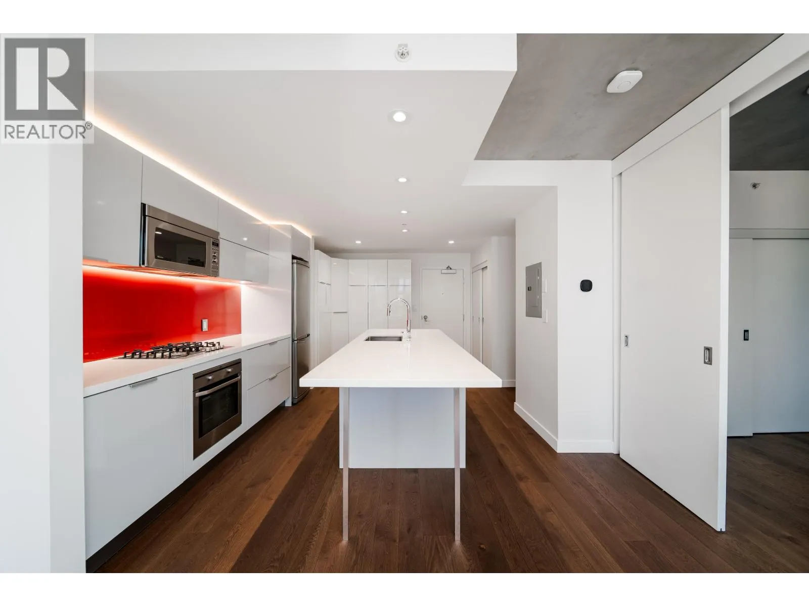 2508 108 W CORDOVA STREET