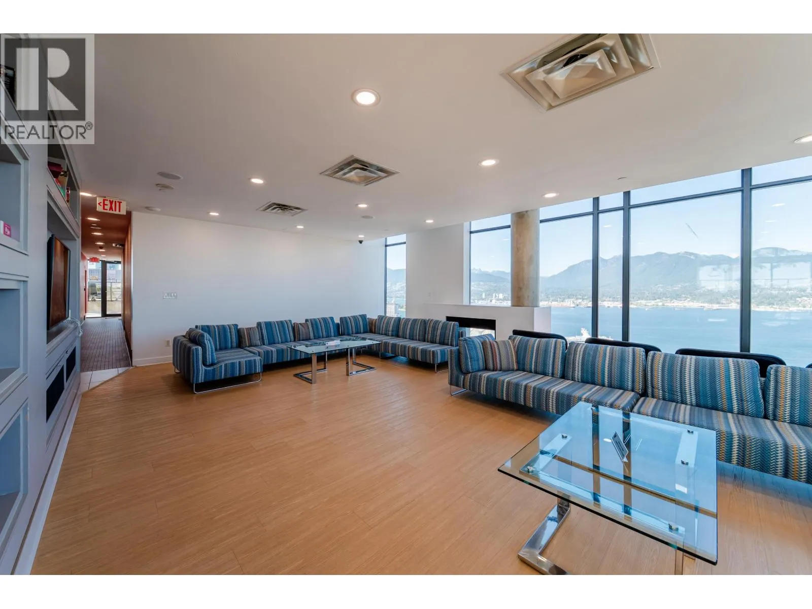 2508 108 W CORDOVA STREET