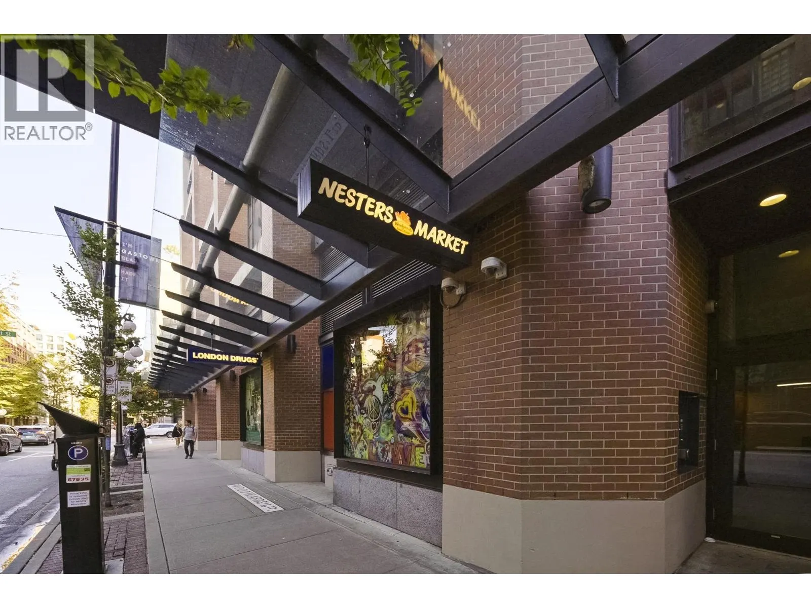 2508 108 W CORDOVA STREET
