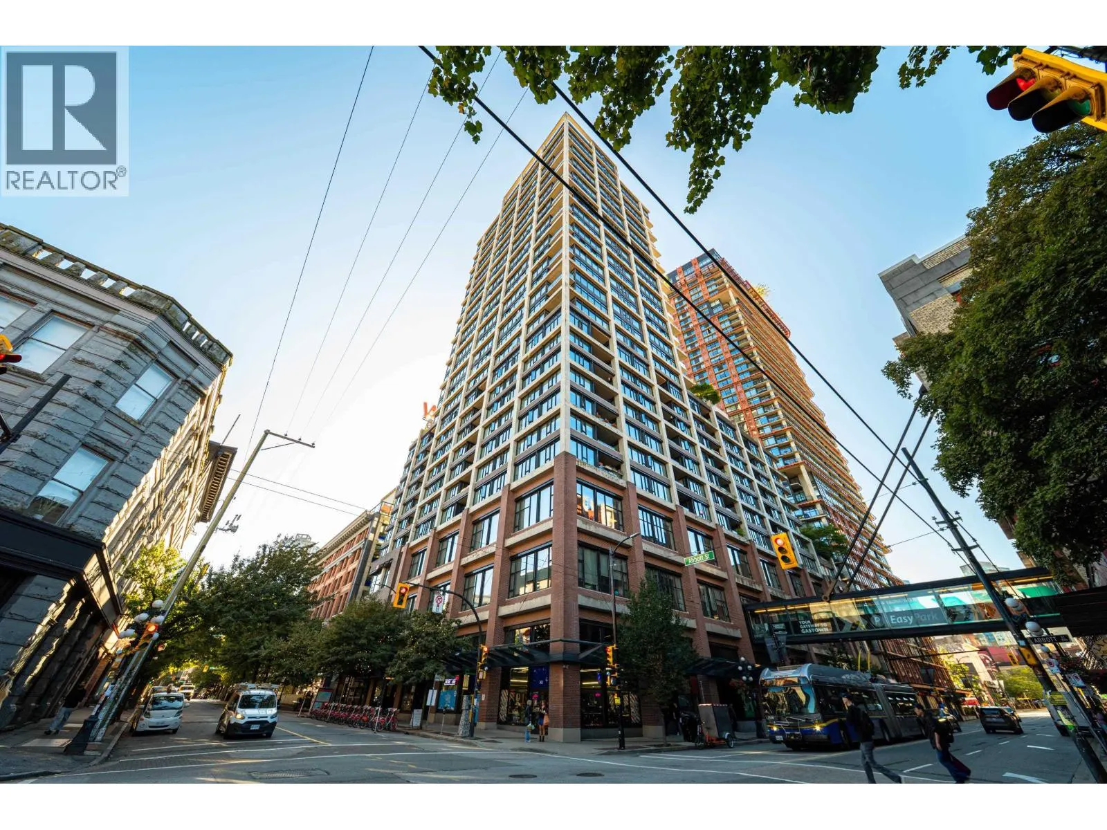 2508 108 W CORDOVA STREET