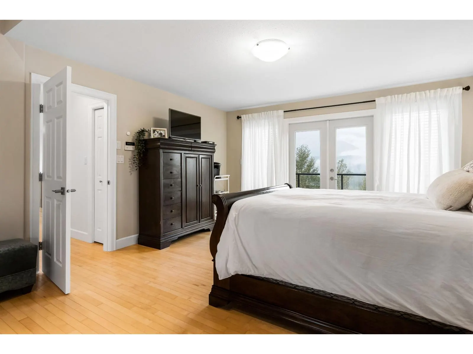 46052 BRIDLE RIDGE CRESCENT|Promontory