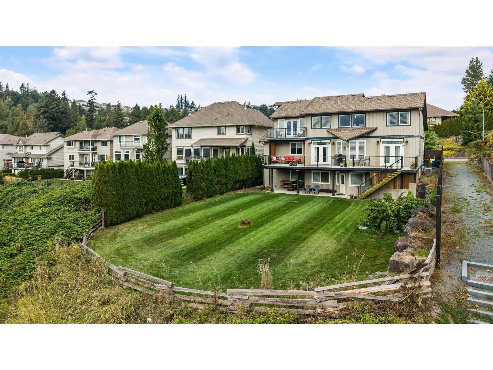 46052 BRIDLE RIDGE CRESCENT|Promontory