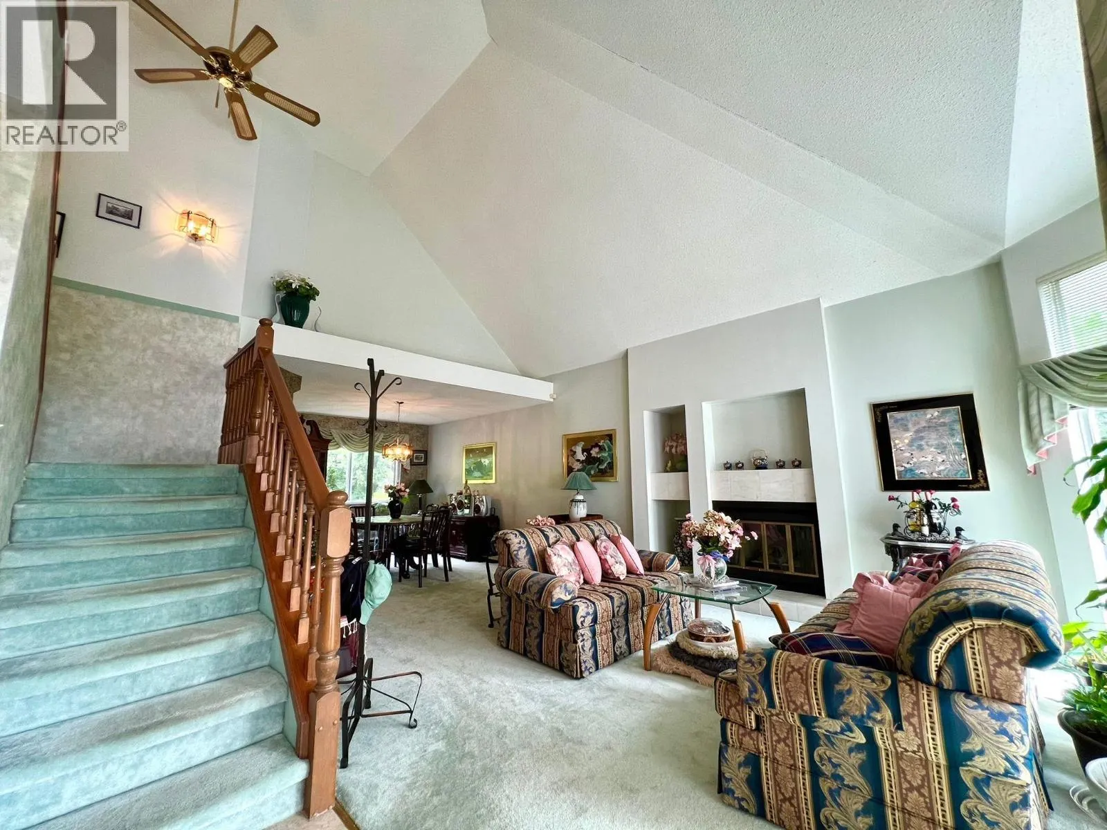 1207 DURANT DRIVE