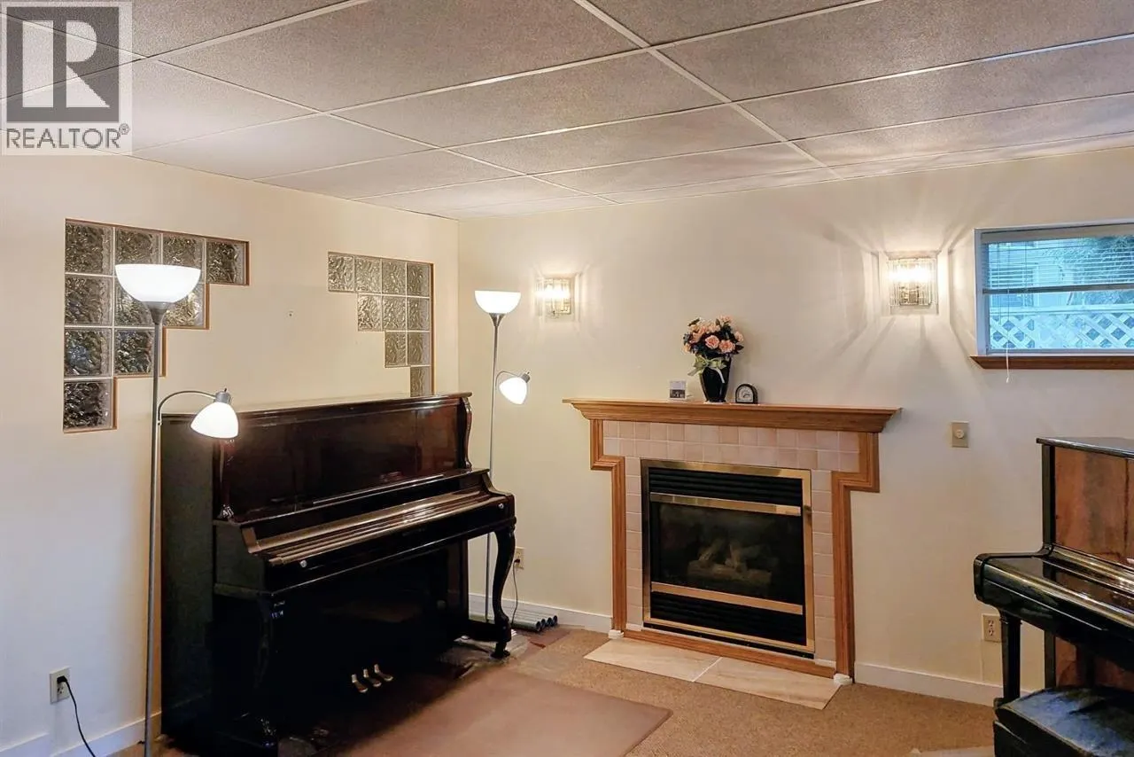 1207 DURANT DRIVE