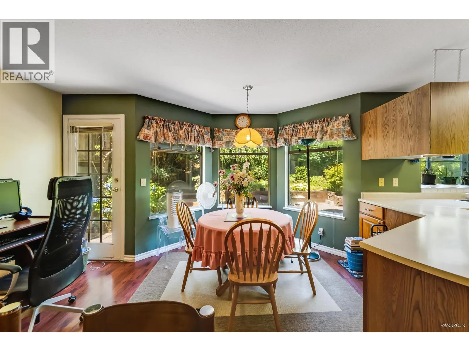 1207 DURANT DRIVE