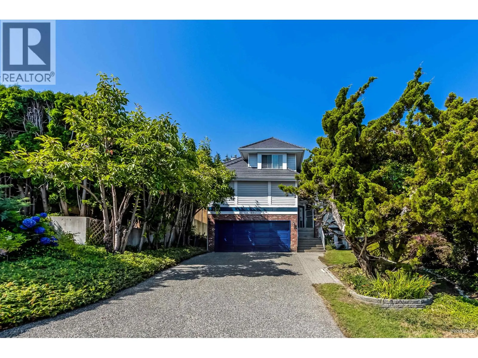 1207 DURANT DRIVE