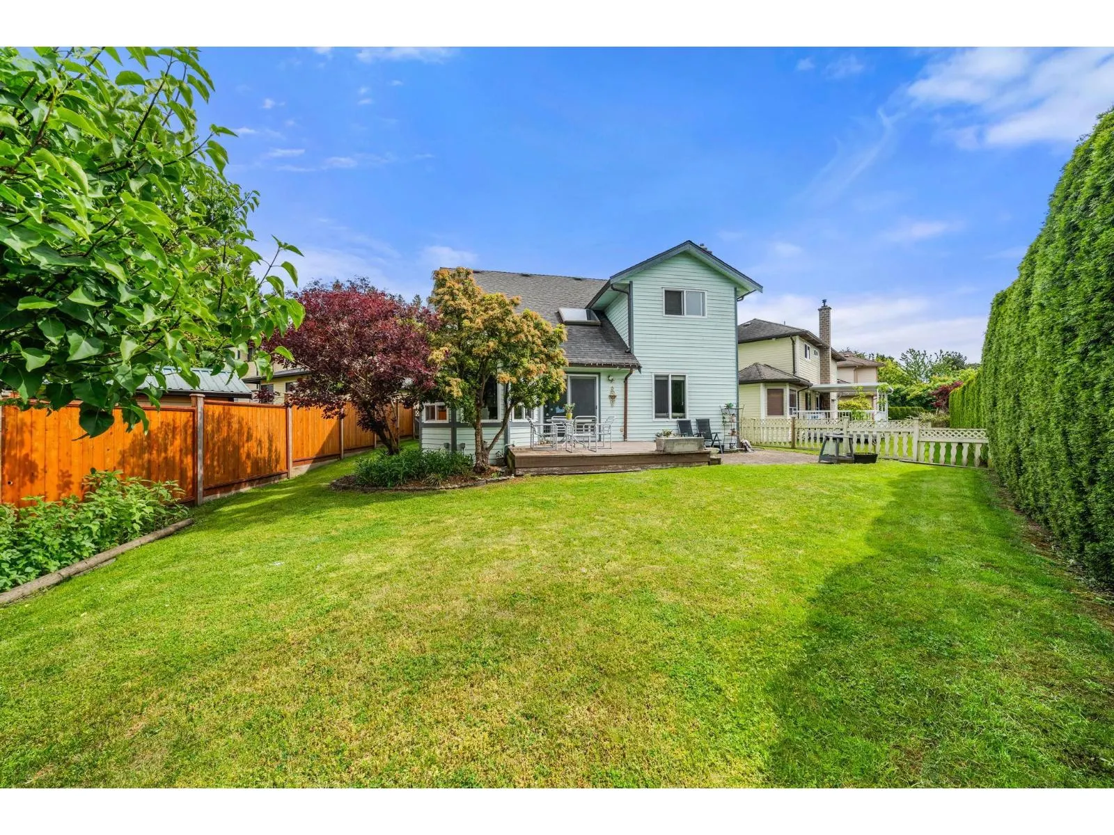 11818 WOODLYNN COURT