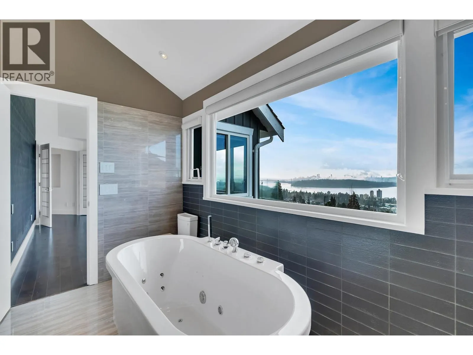 2278 ORCHARD LANE