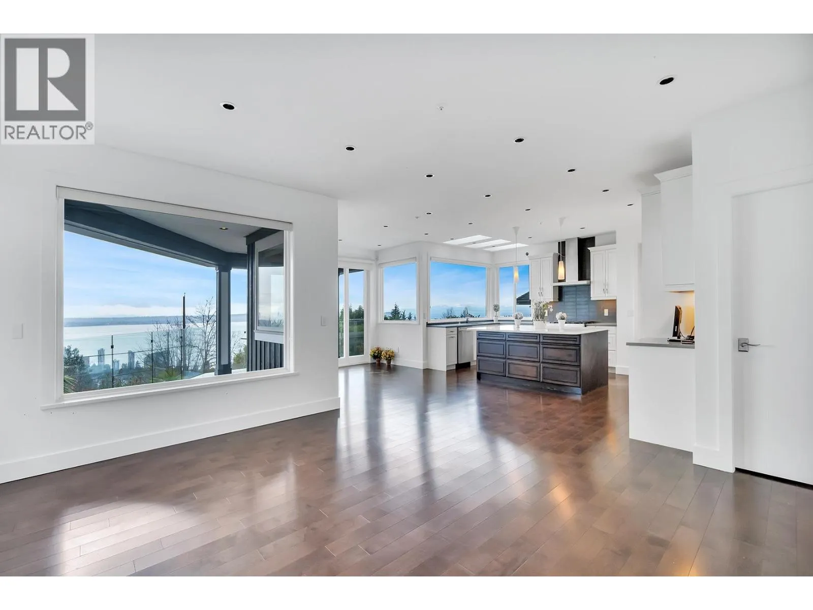 2278 ORCHARD LANE