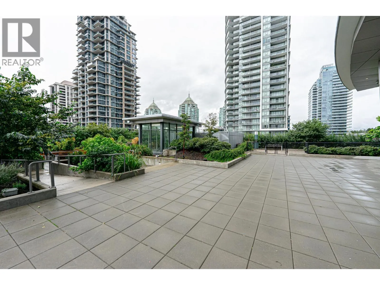 3406 2085 SKYLINE COURT