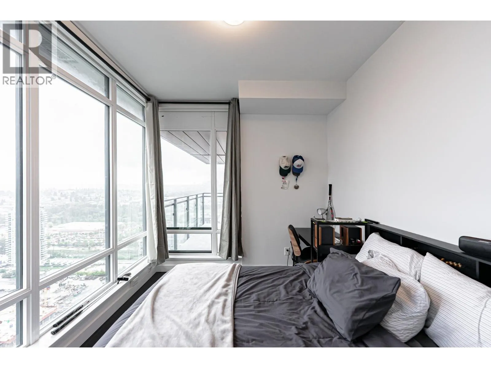 3406 2085 SKYLINE COURT