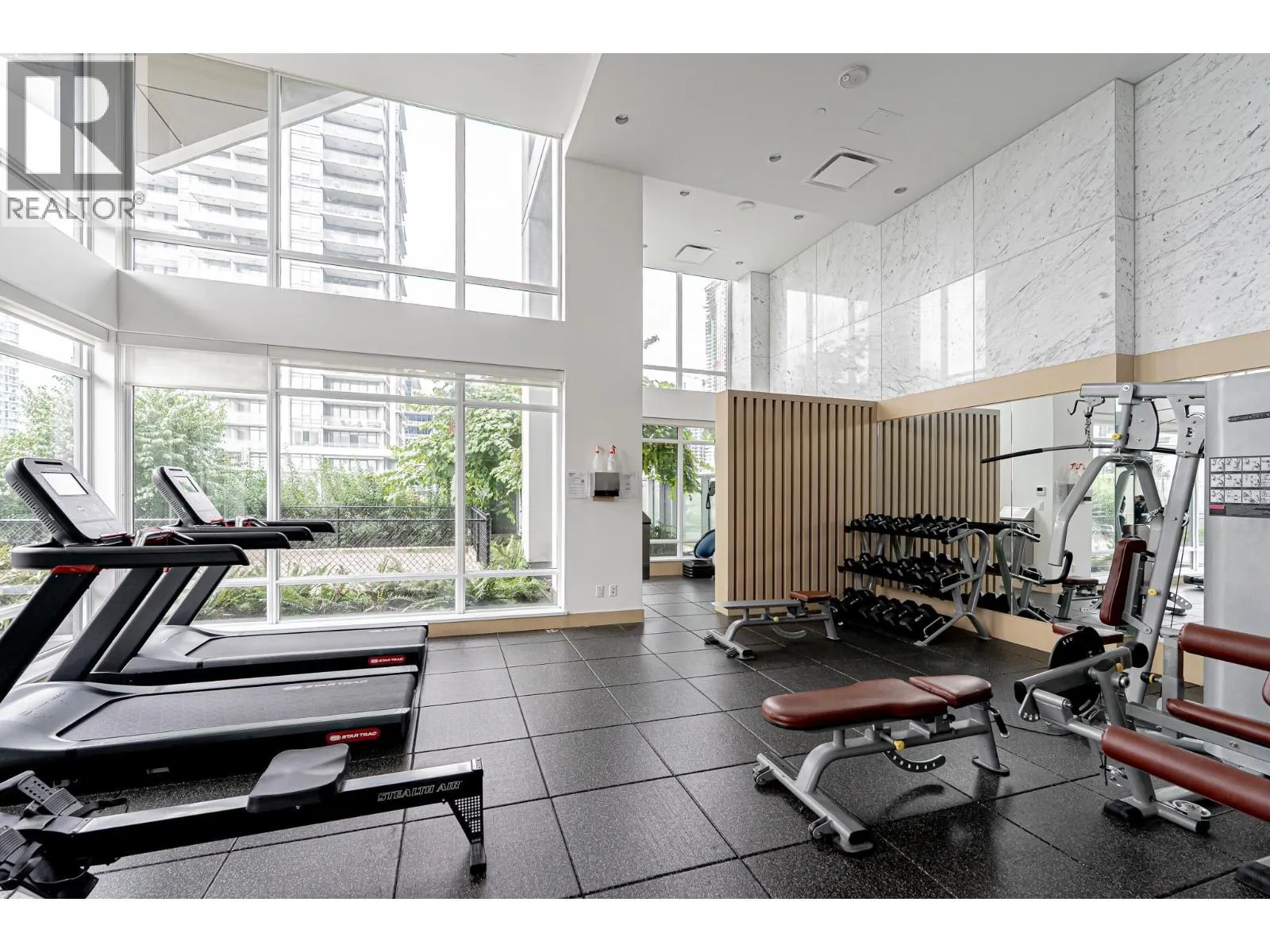 3406 2085 SKYLINE COURT