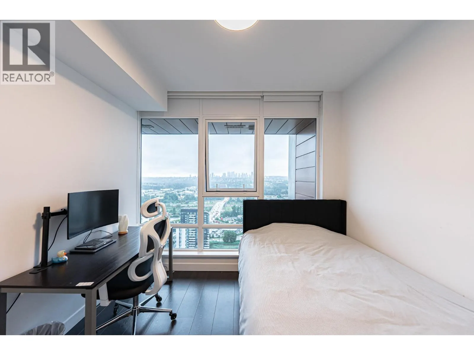 3406 2085 SKYLINE COURT