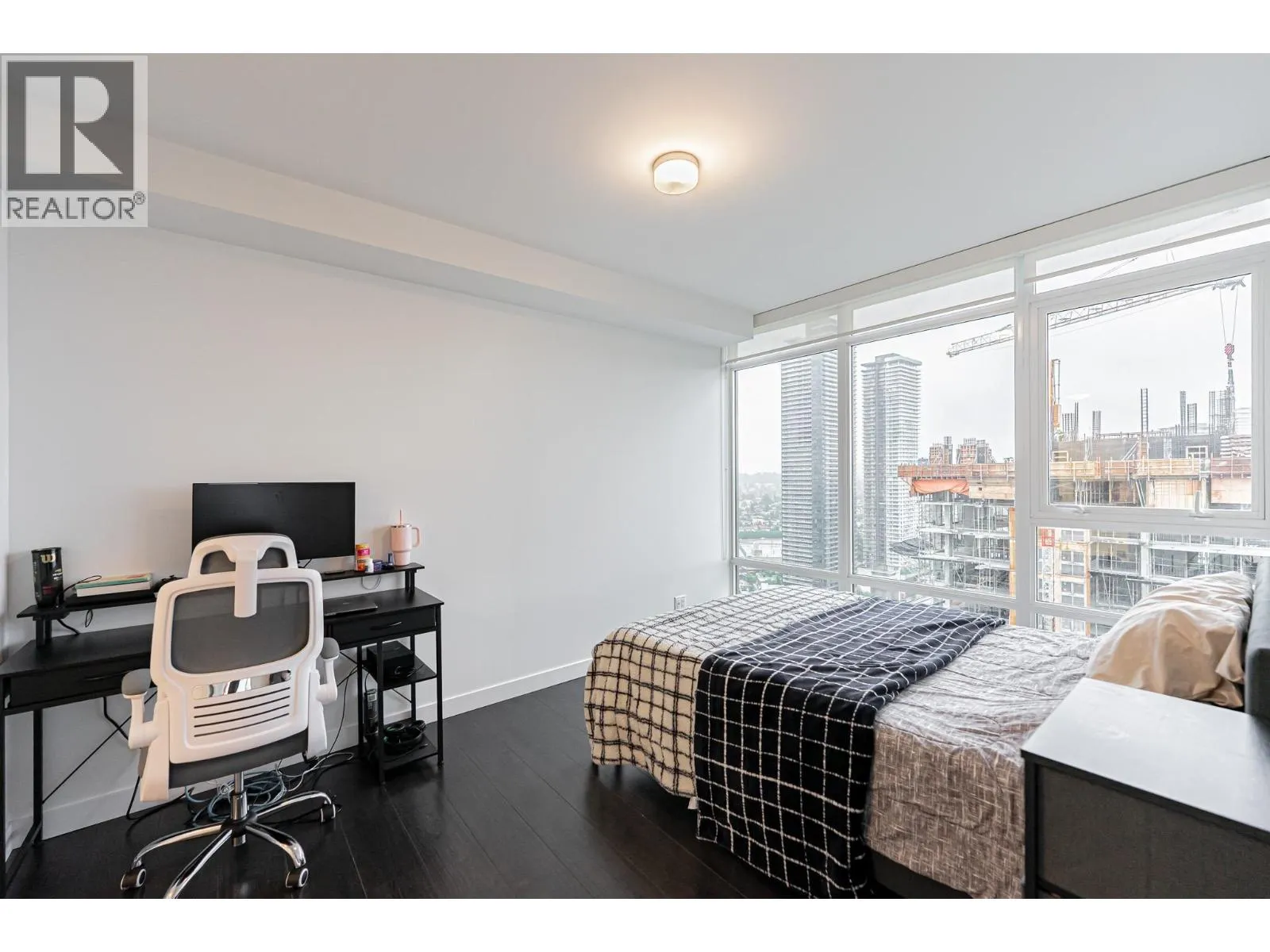 3406 2085 SKYLINE COURT