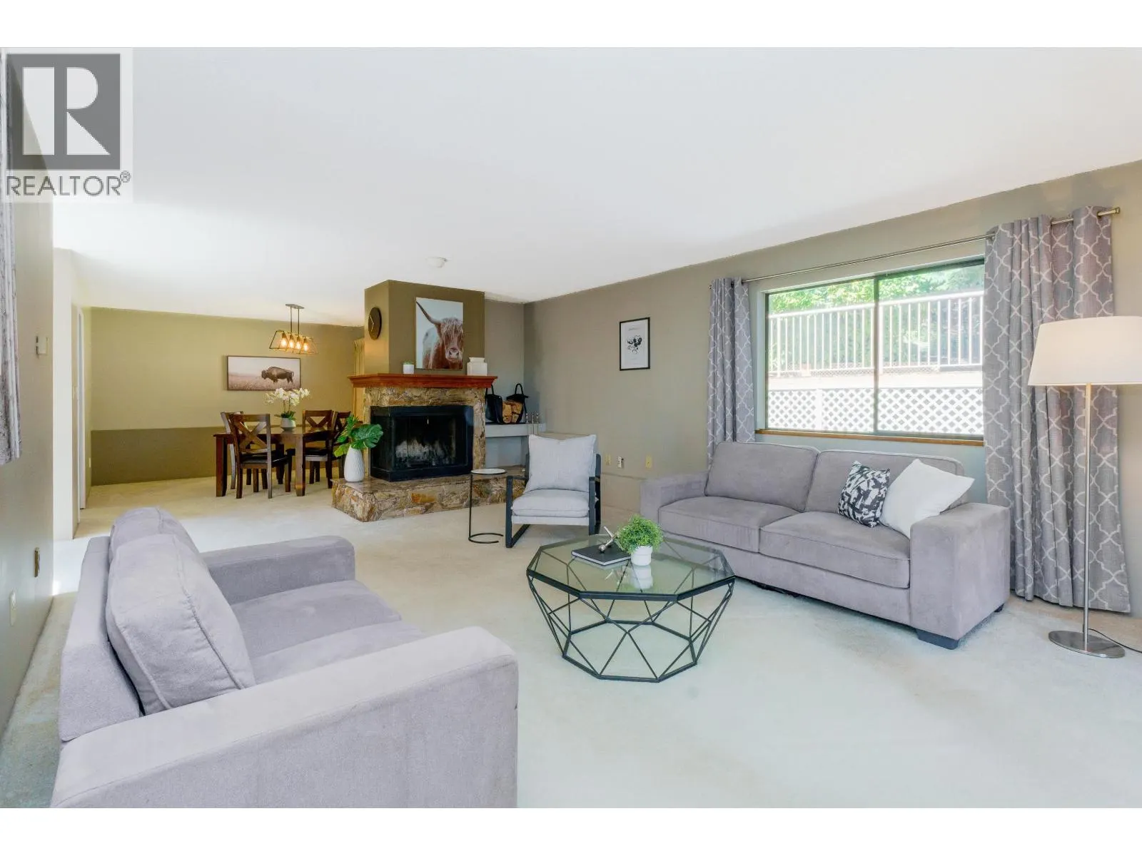 1261 LANSDOWNE DRIVE