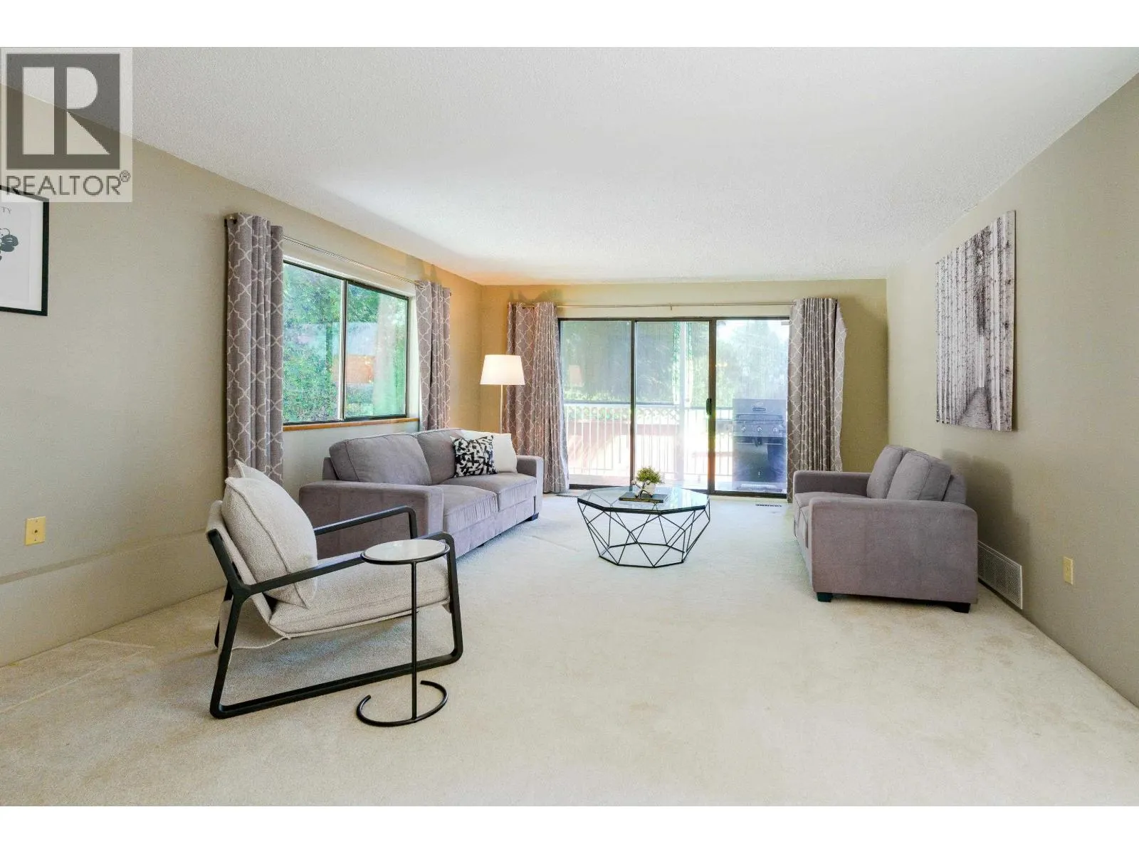 1261 LANSDOWNE DRIVE