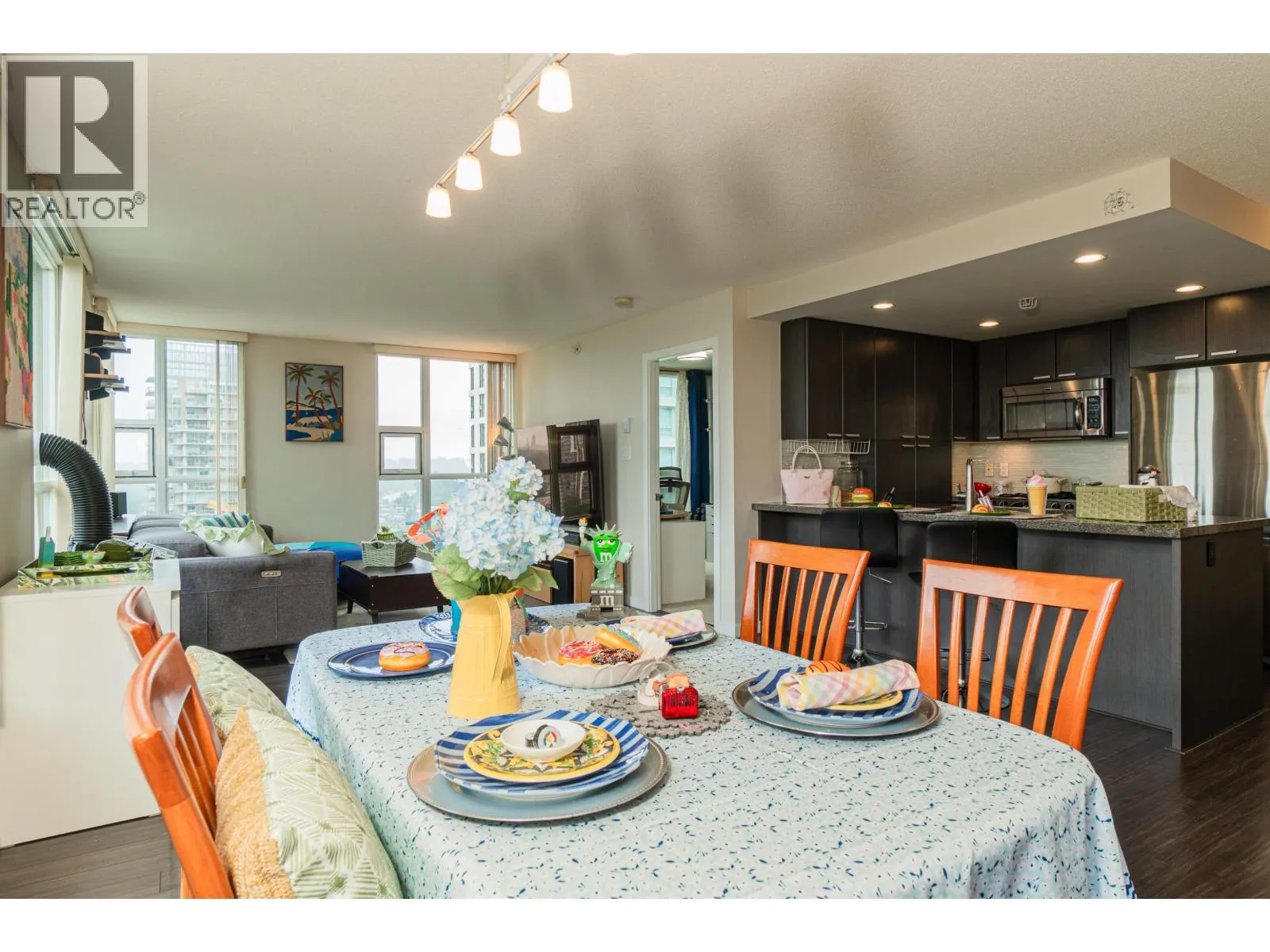 1901 2200 DOUGLAS ROAD